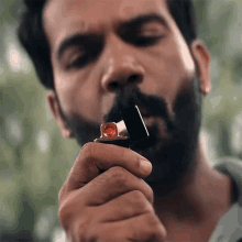 धुमप्रपानकरना Vikram GIF - धुमप्रपानकरना Vikram Rajkummar Rao GIFs