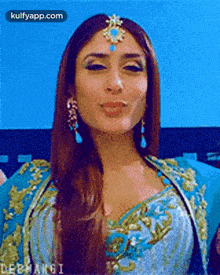 Deekakgi.Gif GIF - Deekakgi Kareena Kapoor Face GIFs