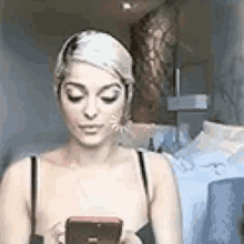 Bebe Rexha GIF - Bebe Rexha Loading GIFs