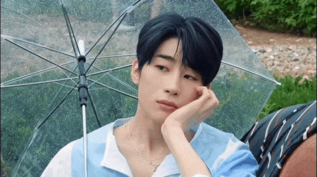 Han 2025 seungwoo smile