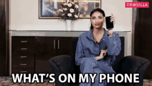 Whats On My Phone Athiya Shetty GIF - Whats On My Phone Athiya Shetty Pinkvilla GIFs