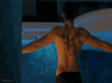 Cory Monteith Tattoo GIF - Cory Monteith Tattoo Hand Raise GIFs