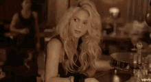 Chantaje Video Musical De Shakira Con Maluma GIF - Maluma Shakira Chantaje GIFs