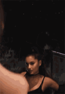 Ariana Ariana Grande GIF - Ariana Ariana Grande Razaryy GIFs