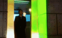 Doctorwho Elevator GIF - Doctorwho Elevator Looking GIFs