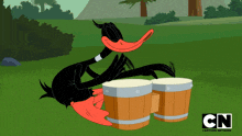 Tocando Tambores Pato Lucas GIF - Tocando Tambores Pato Lucas Looney Tunes GIFs
