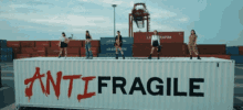 Anti Fragile Le Serrafim GIF - Anti Fragile Le Serrafim GIFs