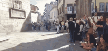 Praxe Walking GIF - Praxe Walking Crowd GIFs