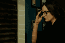 Carrie Anne Moss Compulsion GIF - Carrie Anne Moss Compulsion GIFs