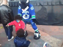 Vancouver Canucks Fin The Whale GIF - Vancouver Canucks Fin The Whale Kid GIFs