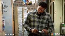 Looking At You Kevin Atwater GIF - Looking At You Kevin Atwater Laroyce Hawkins GIFs