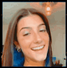 Charli Damelio Tiktok Influencer GIF - Charli Damelio Tiktok Influencer Smile GIFs