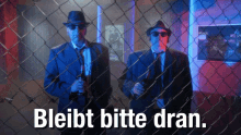 Kulfaz Blues Brothers GIF - Kulfaz Blues Brothers Dranbleiben GIFs