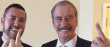 vicente fox mexican president middle finger