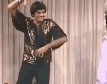 رقص سمير غانم فوازير متواصل GIF - Loop Dance Dancing Egyptian Actor GIFs