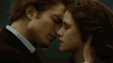 Kiss Edward Cullen GIF - Kiss Edward Cullen Robert Pattinson GIFs