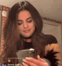 Selena Gomez Letterboxd Five Star Rating GIF - Selena Gomez Letterboxd Five Star Rating Holding Phone GIFs