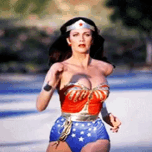 Wonder Woman Super Hero GIF - Wonder Woman Super Hero Bounce GIFs