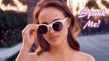 Natalie Portman Pretty GIF - Natalie Portman Pretty Sunglasses GIFs