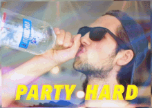 Guiguif Party Hard GIF - Guiguif Party Hard Drink GIFs