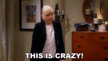 This Is Crazy Christy Plunkett GIF - This Is Crazy Christy Plunkett Anna Faris GIFs