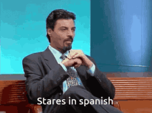 Stares In Spanish GIF - Stares In Spanish GIFs