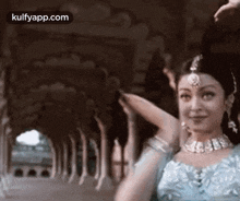 Happily Dancing.Gif GIF - Happily Dancing Aishwarya Rai Dancing GIFs