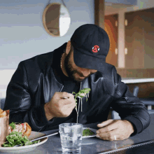 Lets Eat Kyle Van Noy GIF - Lets Eat Kyle Van Noy Having Salad GIFs
