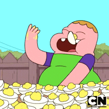 Comiendo Huevos Endiablados Clarence GIF - Comiendo Huevos Endiablados Clarence Hora De Comer GIFs