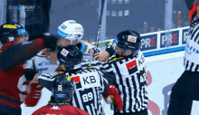 a hockey game is being broadcasted on o tv sport
