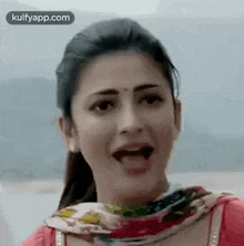 Laughing.Gif GIF - Laughing Shruti Haasan Actress GIFs