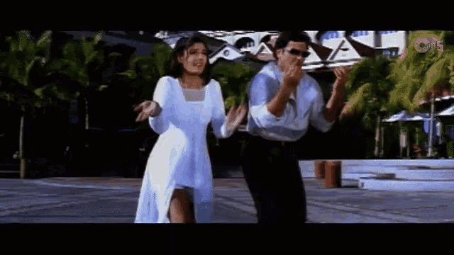 Bade Miya GIF - Bade Miya Raveena - Discover & Share GIFs Bade Miya GIF - Bade Miya Raveena - Discover & Share GIFs