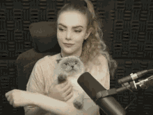 Loeya Cat Love GIF - Loeya Cat Love Cat Hug GIFs
