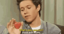 Niall Horan Whats Your Passion GIF - Niall Horan Whats Your Passion Food GIFs