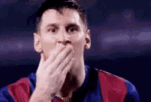 Messi Beijo GIF
