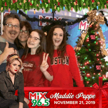 Maddie Poppe Mix965 GIF - Maddie Poppe Mix965 Photo Booth GIFs