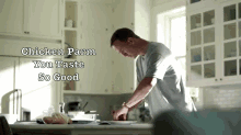 Peyton'S Chicken Parm GIF - Peyton Manning Chicken Sandwich GIFs