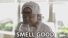 Smell Good Wines GIF - Smell Good Wines Liquor GIFs