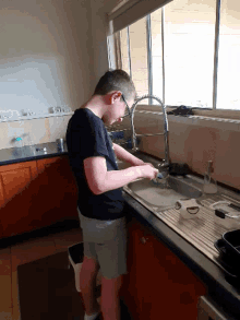 Washing Dishes GIF - Washing Dishes Ayling GIFs