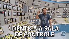 Identica A Sala De Controle Control Room GIF - Identica A Sala De Controle Control Room Identical GIFs