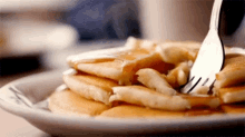 Pancakes Breakfast GIF - Pancakes Breakfast Eating GIFs