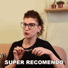Super Recomendo Maria Cecília Prado GIF