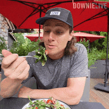 Eating Michael Downie GIF - Eating Michael Downie Downielive GIFs