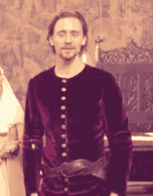 Tom Hiddleston Handsome GIF - Tom Hiddleston Handsome Eye Wink GIFs