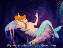 Kill Mermaids GIF - Kill Mermaids Onlytryingtodrownher GIFs