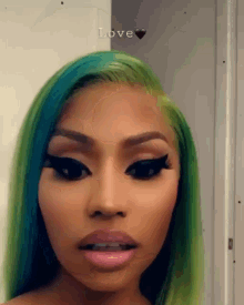 Nicki Minaj Green Hair GIF - Nicki Minaj Green Hair Rakeitoop GIFs