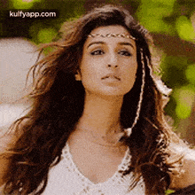Bollywood Edits.Gif GIF - Bollywood Edits B/C Most-of-the-shots-made-her-look-so-whitewashed Okay Two-things GIFs