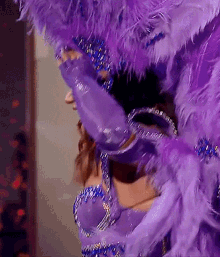 Excited Queen GIF - Excited Queen Of GIFs