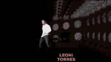 Leoni Torres GIF