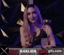 Noura Ibrahim Khalida GIF - Noura Ibrahim Khalida Looking At You GIFs